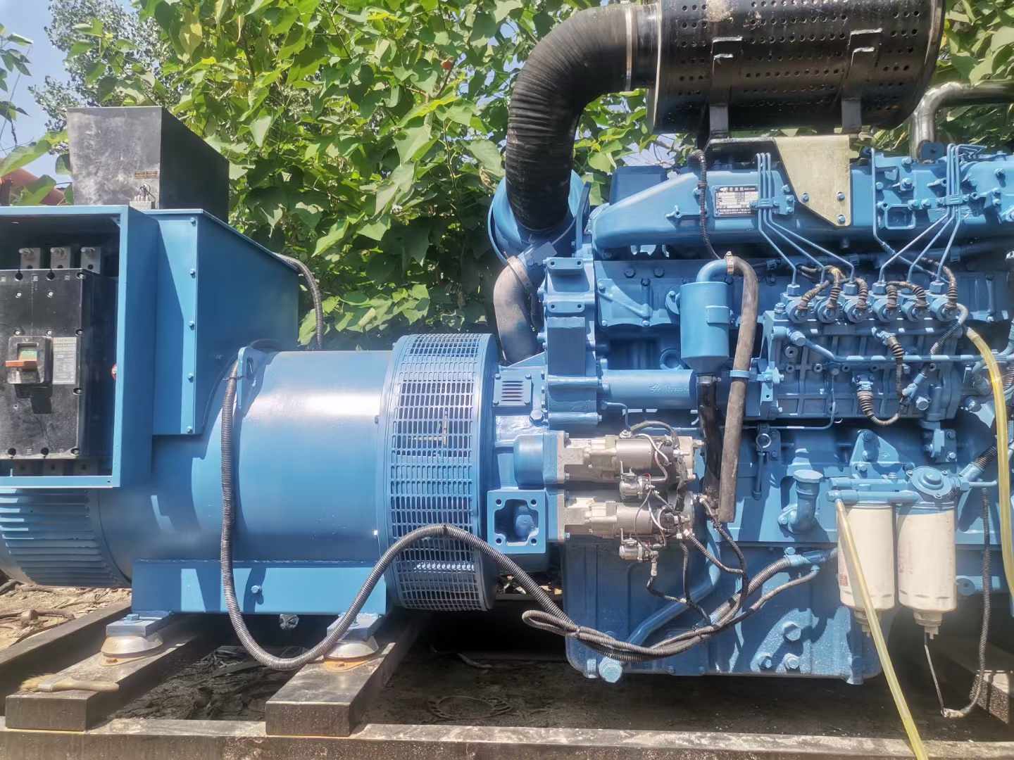 紫阳详细说明降低 800kW 柴油发电机输出电流波动的方法