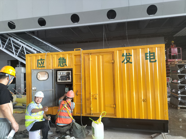 紫阳怎样判断空气滤清器是否需要更换？